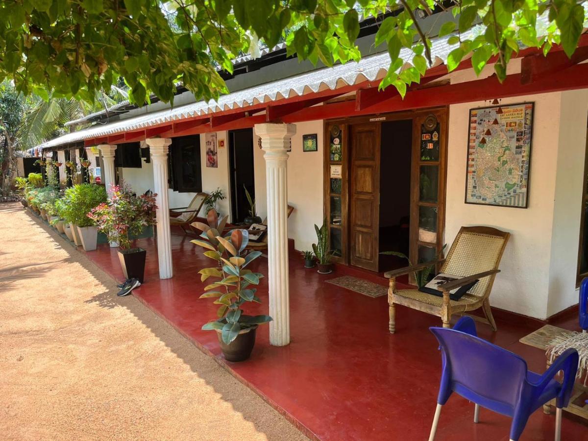 Lake House Homestay Anuradhapura Exterior foto