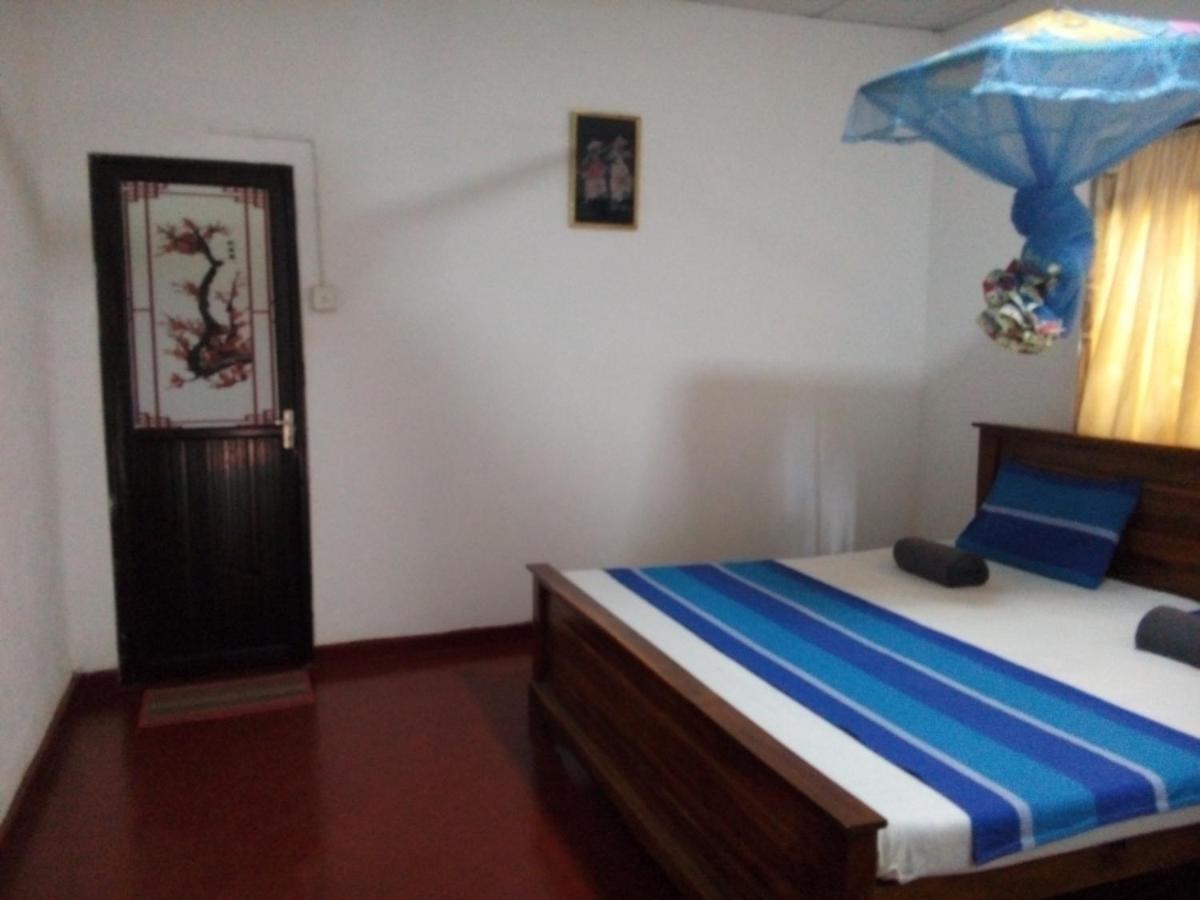 Lake House Homestay Anuradhapura Exterior foto